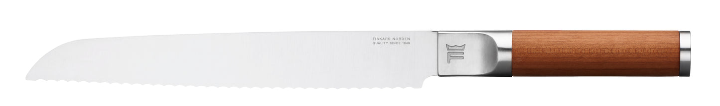 Fiskars Handle: Heat-Treated Birch; Blade: Stainless Steel Norden Bread Knife | 1026421