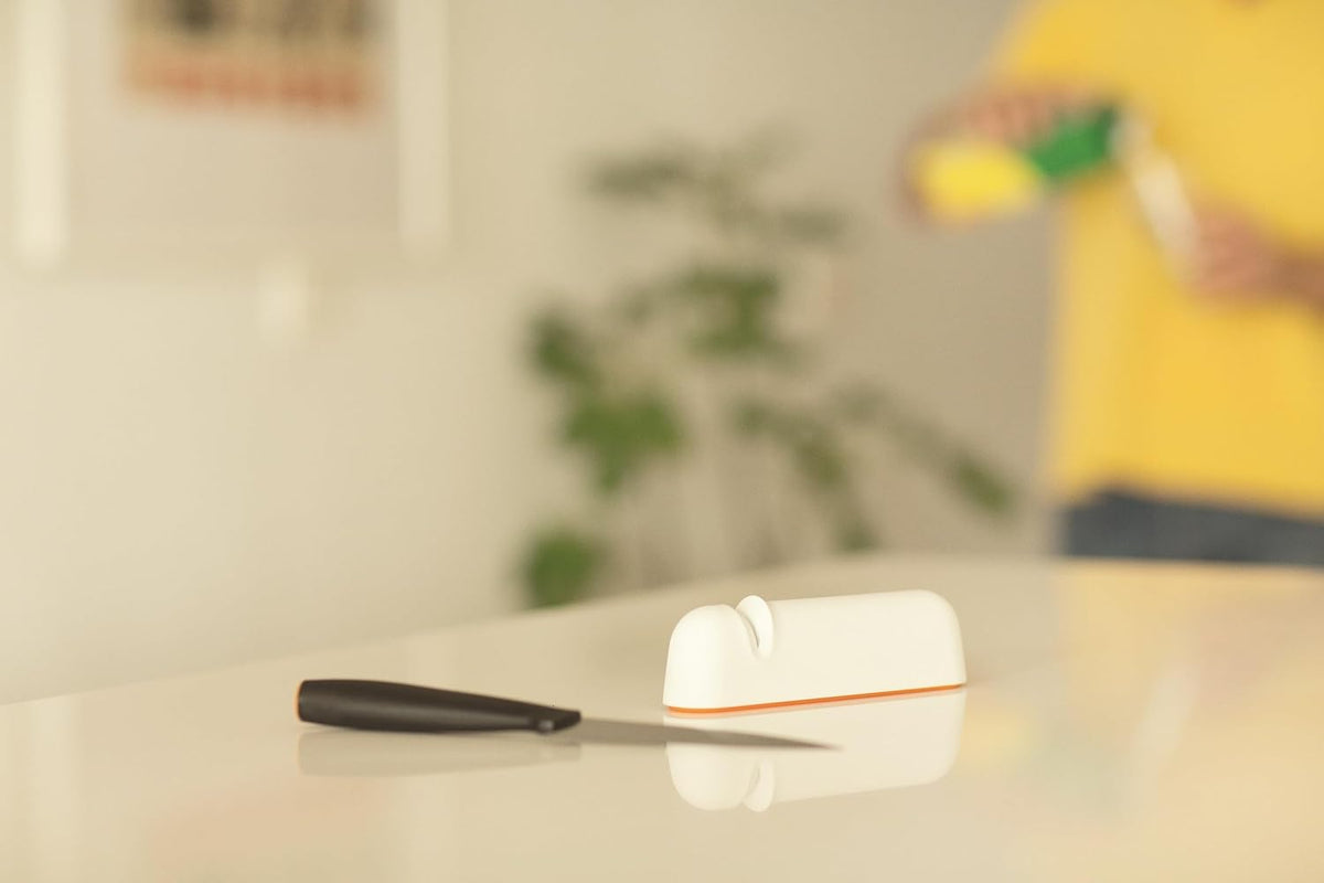 Fiskars Functional Form ROLL-Sharp Knife Sharpener, White