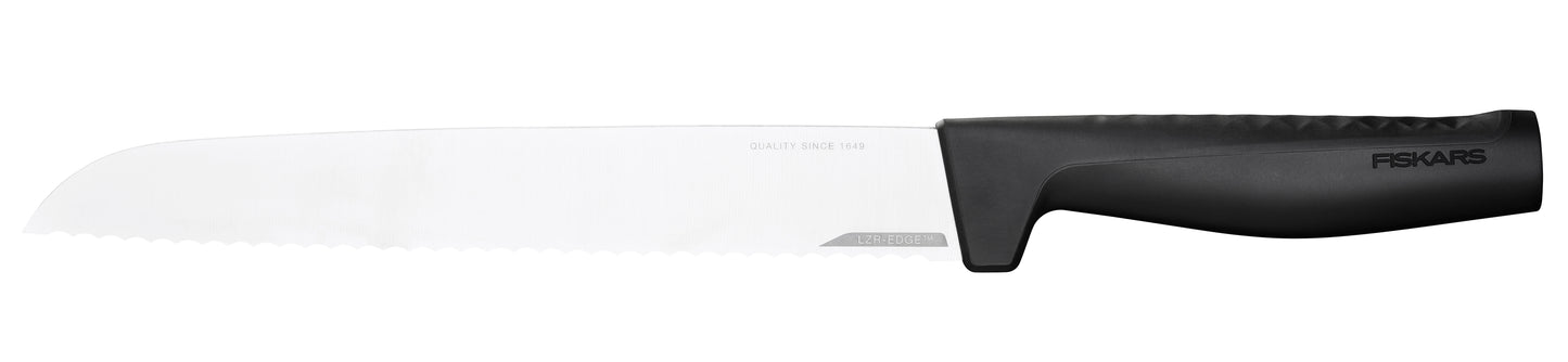 Fiskars Handle: Plastic with Softgrip; Blade: Japanese Stainless Steel Hard Edge Bread Knife | 1054945