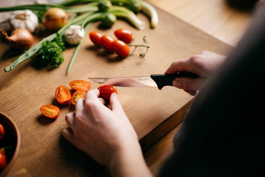 Fiskars Medium-Sized Serrated Knife for Bread & Tomatoes, Stainless Steel. 12cm
