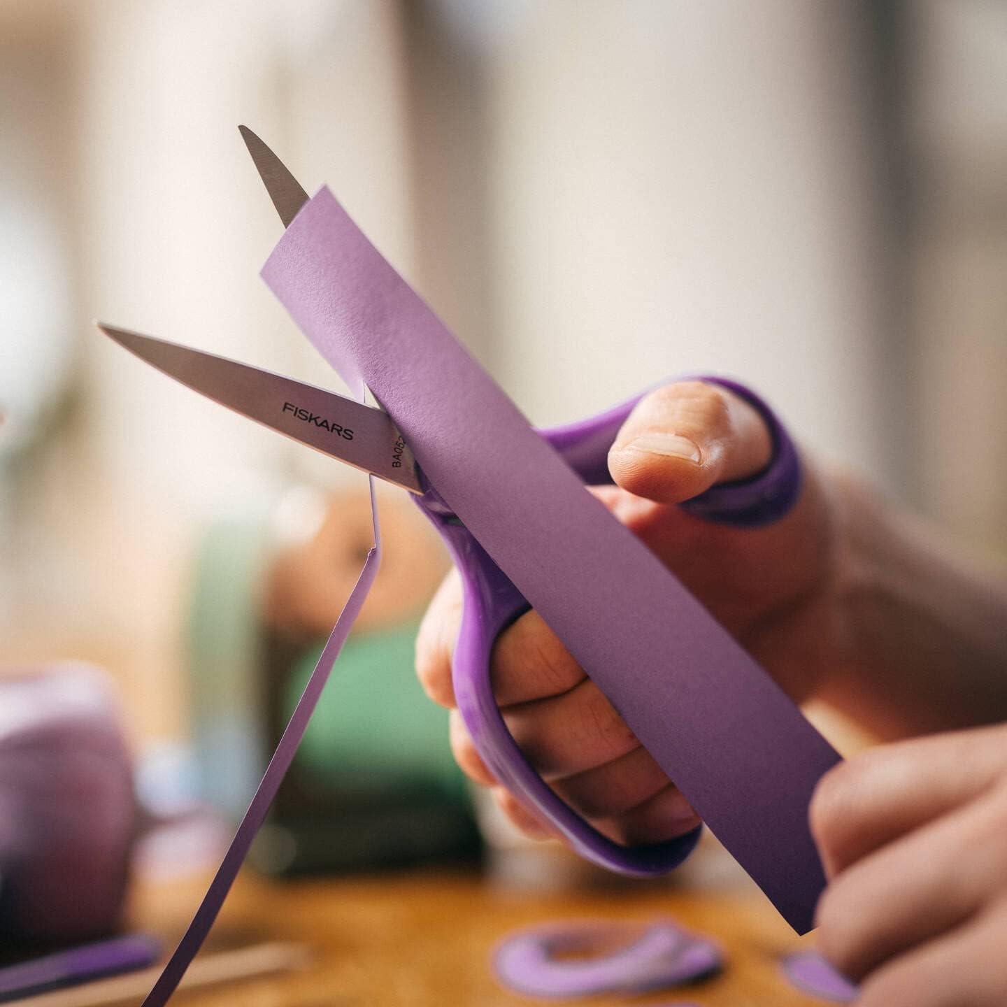 Fiskars School Scissors 18 cm | Purple | Stainless Steel | Made in Finland